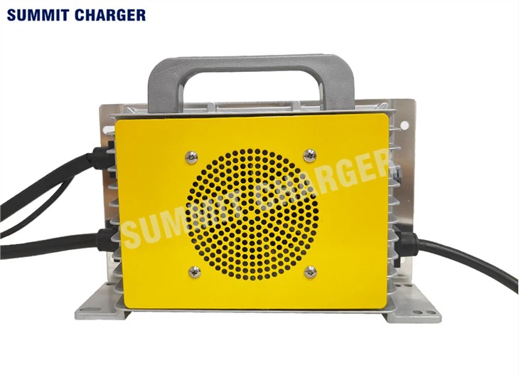 LiFePo4 バッテリー用オンボード充電器